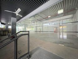Midland House (D7), Retail #456676401